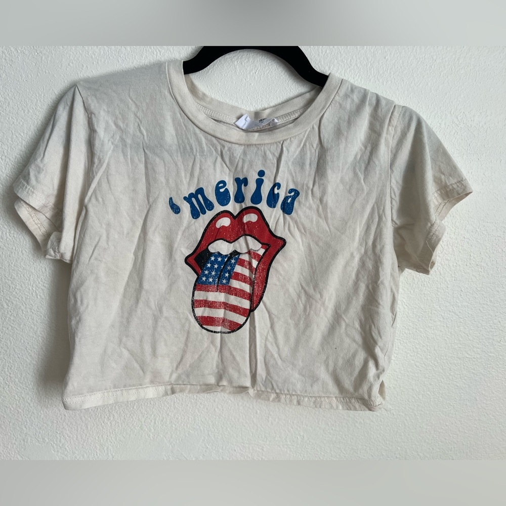Cream Graphic Tee Crop Top with American Flag Tongue Design